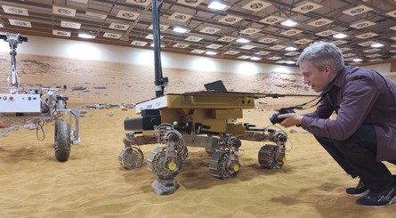 "This Mars rover's cool. But have you seen its wheels?" Screenshot